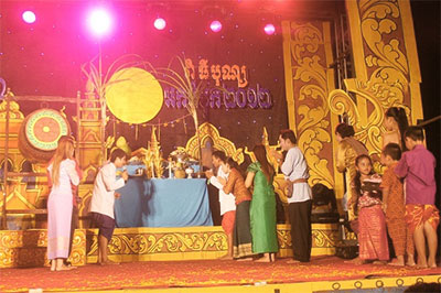 Tra Vinh asks for moon worshipping festival recognition