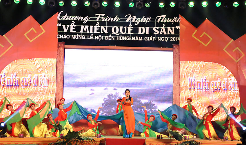 Chương trình nghệ thuật chào mừng lễ hội Đền Hùng năm Giáp Ngọ 2014