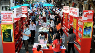 HCMC’s book street festival to welcome Lunar New Year