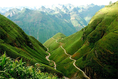 Exhibition portrays happiness road in Ha Giang