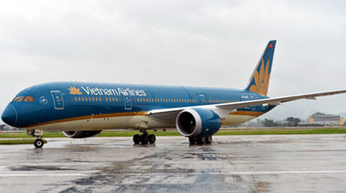 Vietnam Airlines continues “Golden moment” program