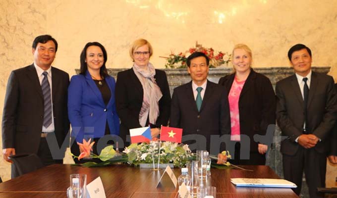 Việt Nam đẩy mạnh hợp tác văn hóa và du lịch với Cộng hòa Séc