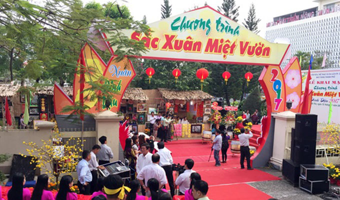 Can Tho holds spring festival celebrating the countryside