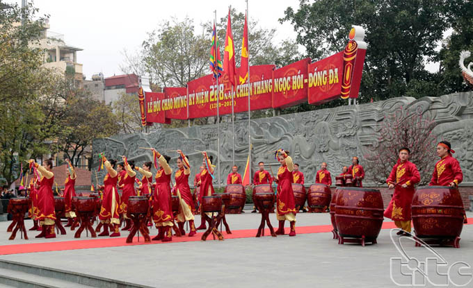 Prime Minister attends festival celebrating Ngoc Hoi – Dong Da victory 