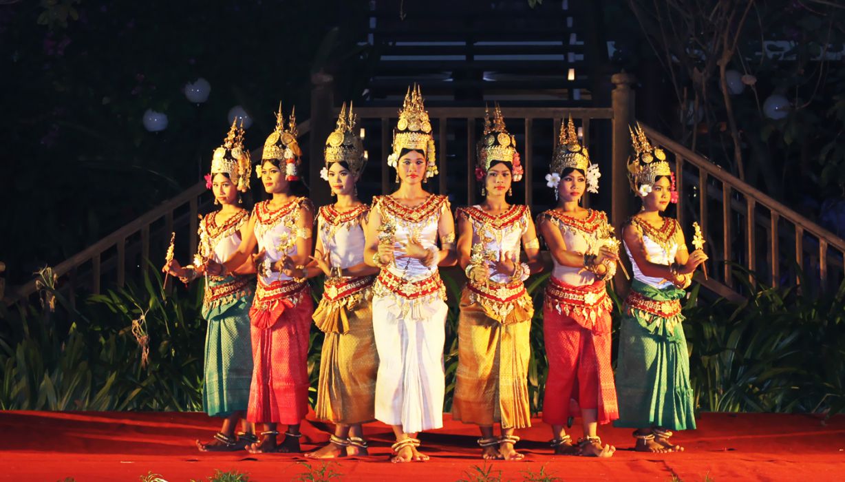 Le Robam, la magie de la danse classique khmère