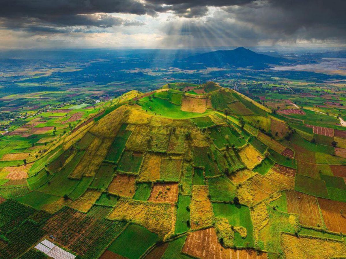 Chu Dang Ya Volcano (Vietnam) - One of the most impressive volcanic landscapes in the World