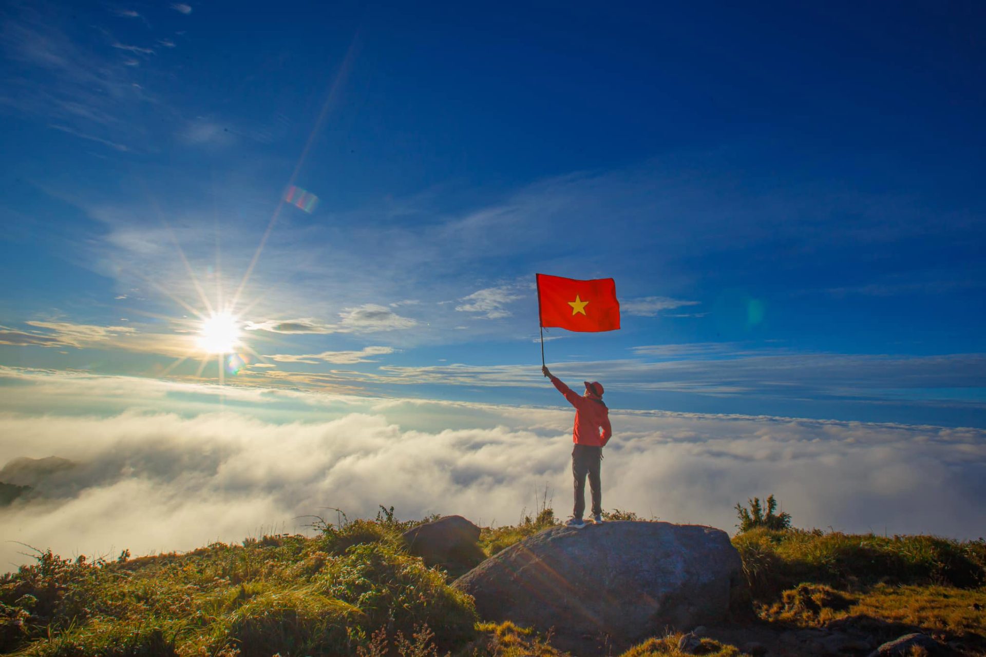 Conquering Lung Cung Peak in northern Vietnam