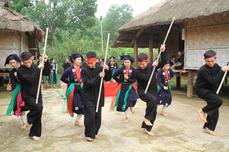 San Chay ethnic people in Thai Nguyen keep the flame of Tac Xing folk dance alive