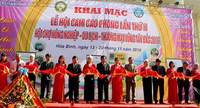 Hoà Binh accueille la 2e Fête des oranges de Cao Phong