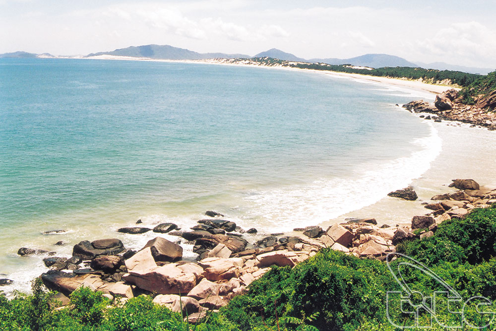 Sea and islands - a driving force for Viet Nam tourism development