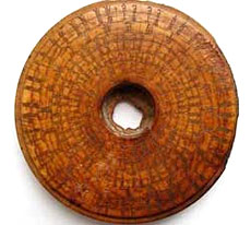 Rare ivory compass found in Ha Tinh 