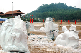 Trại sáng tác điêu khắc quốc tế Ninh Thuận 2011