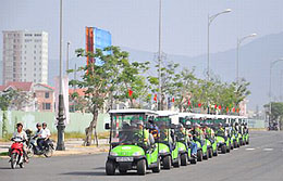 Đà Nẵng khai trương dịch vụ vận tải khách du lịch bằng ô-tô điện