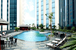 Crowne Plaza West Hanoi là khách sạn hạng sang hàng đầu Việt Nam 