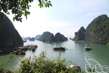Quảng Ninh đón gần 5,3 triệu lượt khách du lịch trong 7 tháng năm 2013