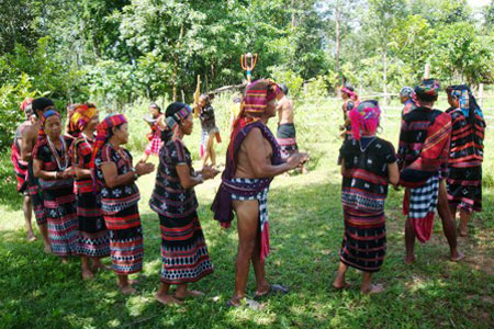 Ta Oi ethnic group