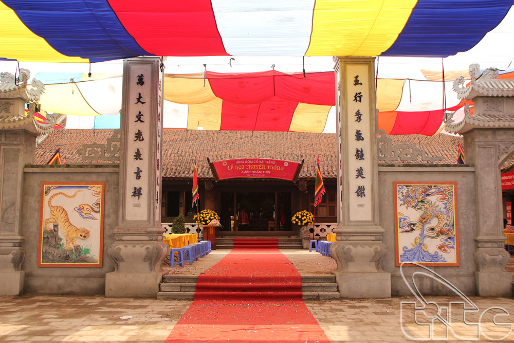 Lễ hội làng Bát Tràng