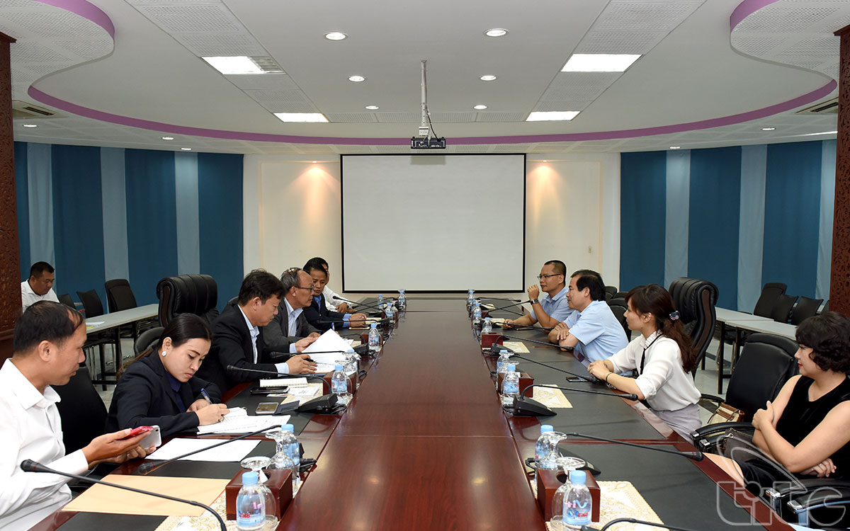 Viet Nam National Administration of Tourism (VNAT) works with Cambodia Ministry of Tourism